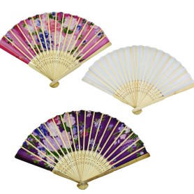 ABANICO DE MADERA $15